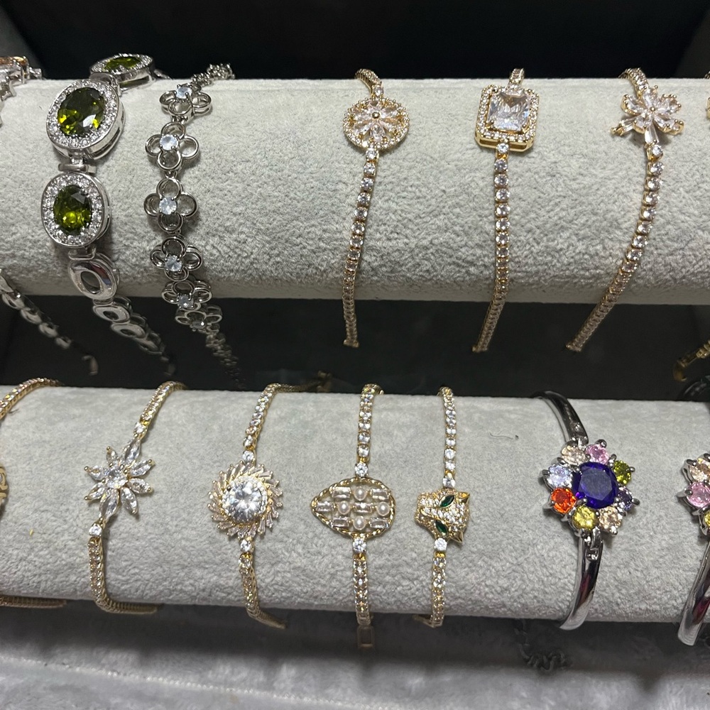 Tennis bracelets listing - Picture 5 of 7